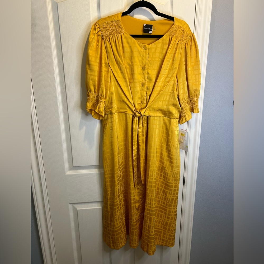 💛”Maison Tara” NWT Mustard/Gold Satin Midi Dress w/ Front Tie Detail Size 18W💛 - Picture 1 of 14